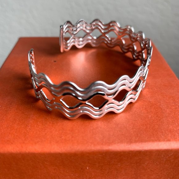 NWOT Italian Real Silver Wavy Cuff Bangle Bracelet - Picture 3 of 8